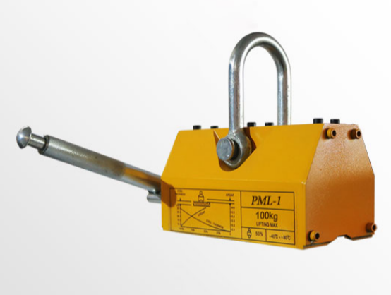 永磁吸吊器用于建筑工地鋼錠的搬運